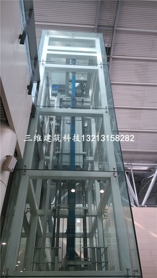 高铁站观光电梯井道.jpg