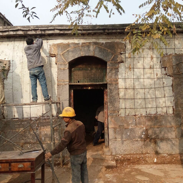 郑州大学联合河南三维建筑科技公司实施辉县传统民居加固工程(1).jpg